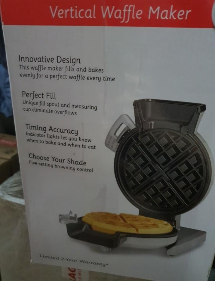 Cusinart waffle maker, TV & Home Appliances, Kitchen Appliances, Other