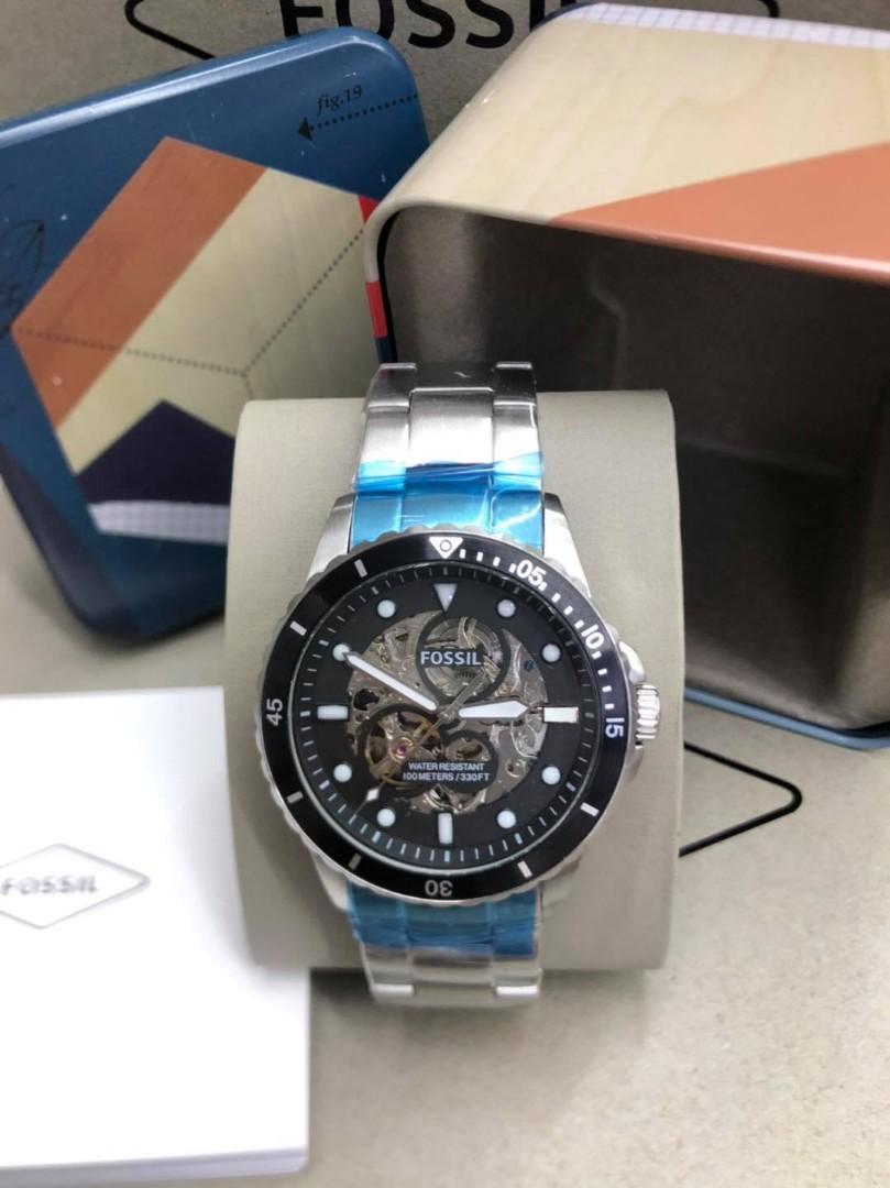Buy Fossil silver ME3190 Analog Watch for Men in MENA, Worldwide