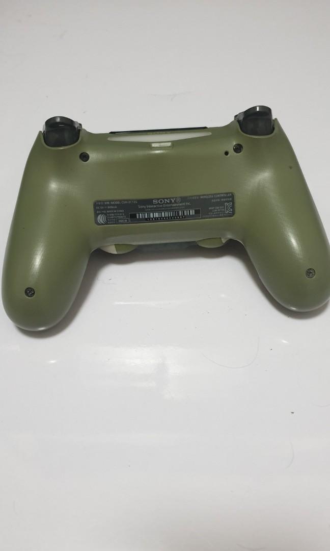 Green Camo V2 Playstation 4 Controller (Sony Playstation) (Category: Controllers) located in Quezon City. Submitted by itemsforadoption (Listing ID 1128841653, Image 2). Description: Rfs: The pandemic is still on going even after a year. And I'm decluttering a lot of my purchases. Been impulse buying a lot. Green Camo V2 Controller. Has no issues and would be a great addition to your ps4 set. Comes with Matching Thumbgrips Ps: I have over 100+ li