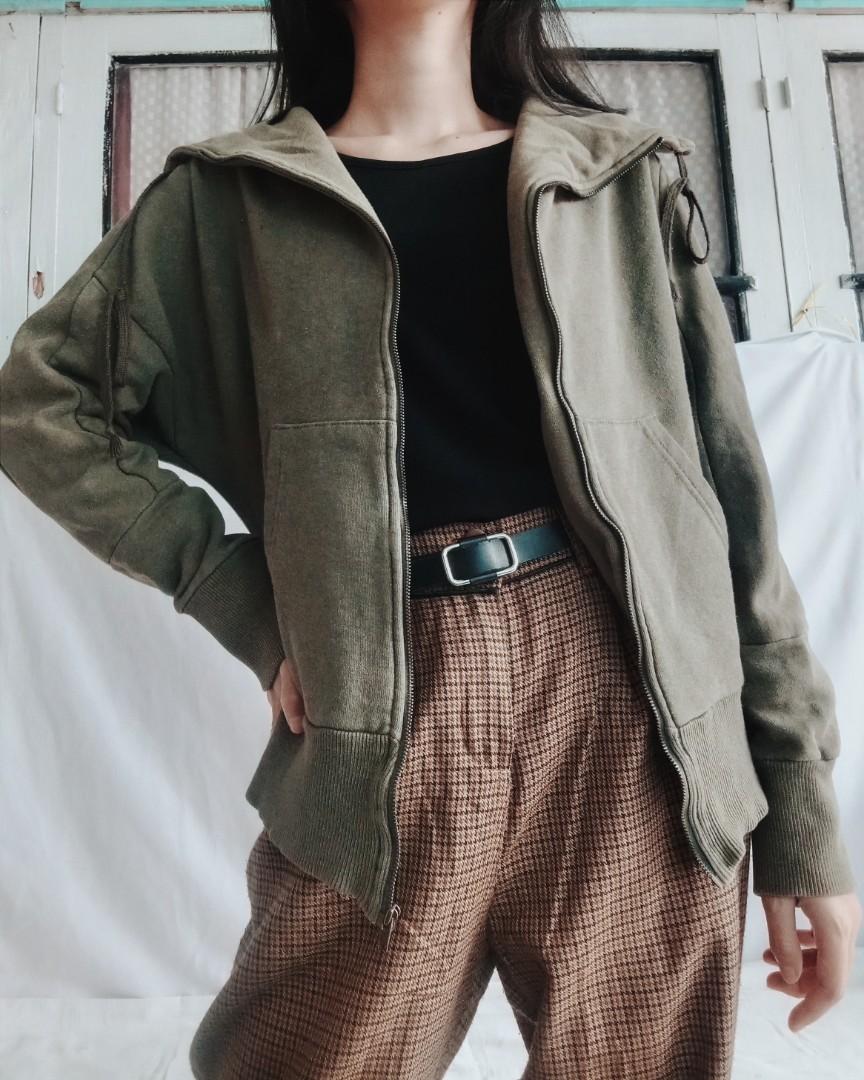 jaket crop army
