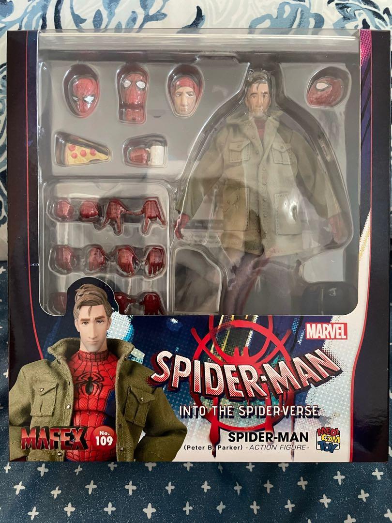 Medicom Mafex figure Spider-man: Into The Spiderverse Peter B. Parker ...