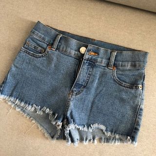 (Category: ) located in . Submitted by heyyy1986 (Listing ID 1128723301, Image 1). Description: .