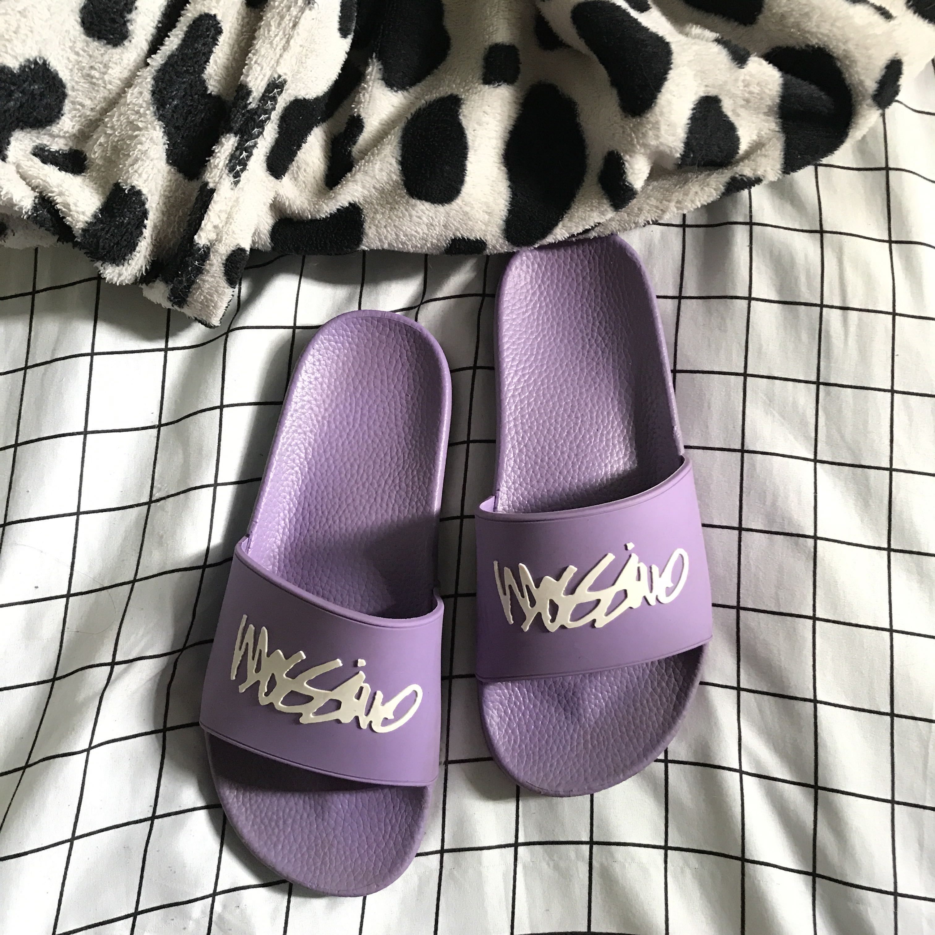 Mossimo slippers outlet