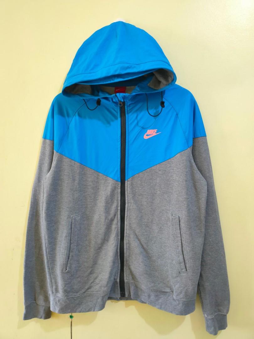 NIKE 2 TONE HOODIE Men s Fashion Coats Jackets and Outerwear on Carousell