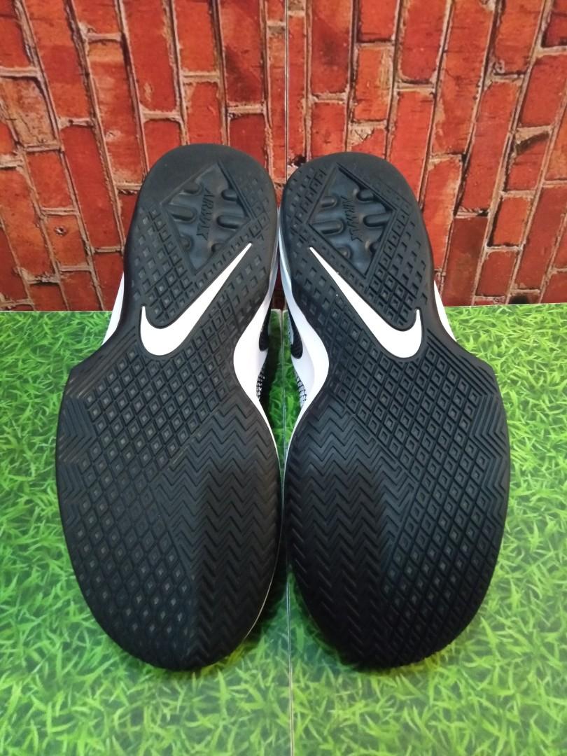 nike air max infuriate low white