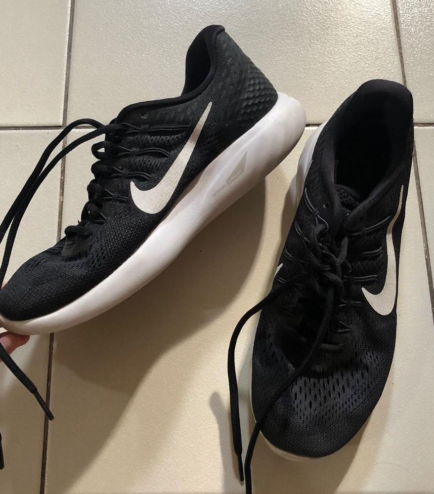 Nike Lunarlon (Category: Sneakers) located in Paranaque City. Submitted by mitochondrian (Listing ID 1128807785, Image 2). Description: Please check details s pictures. Legit Nike Lunarlon. Women's size rfs. change of plans Lalamove cod.