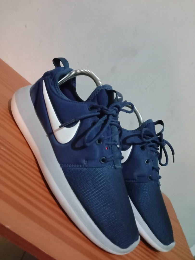 nike roshe two navy