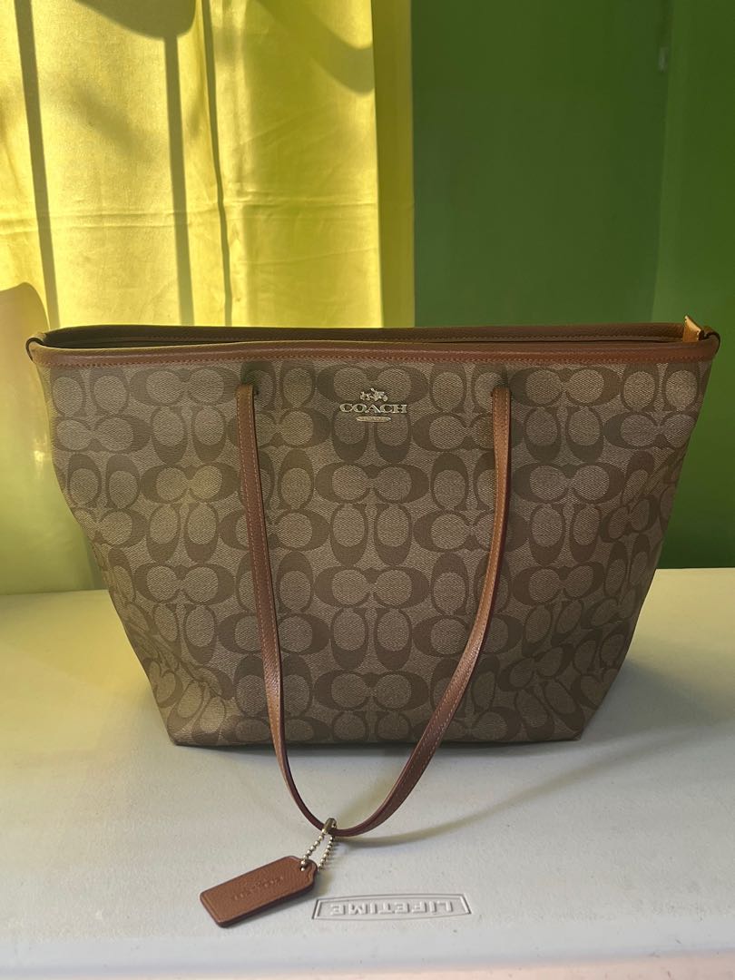 original COACH tote bag, Women's Fashion, Bags & Wallets, Shoulder Bags
