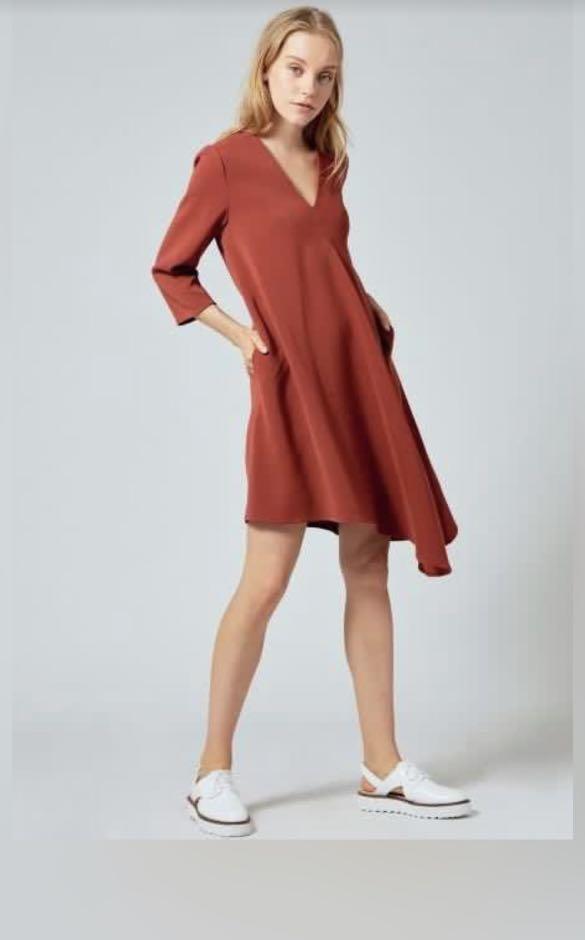 Asymmetrical shift outlet dress