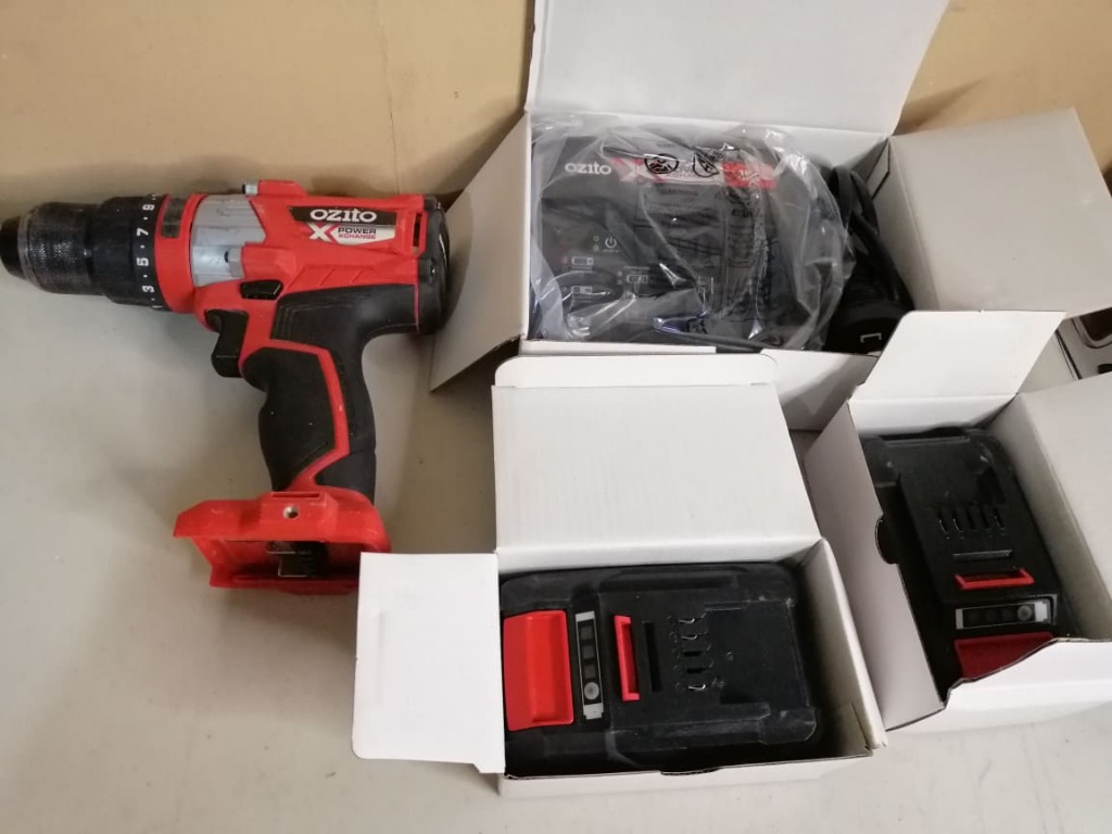 Ozito Brushless Hammer Drill Kit 2 batteries and 1 Charger, Commercial & Industrial