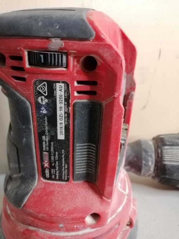 Ozito Random Orbital Sander 18v Skin Only, Commercial & Industrial