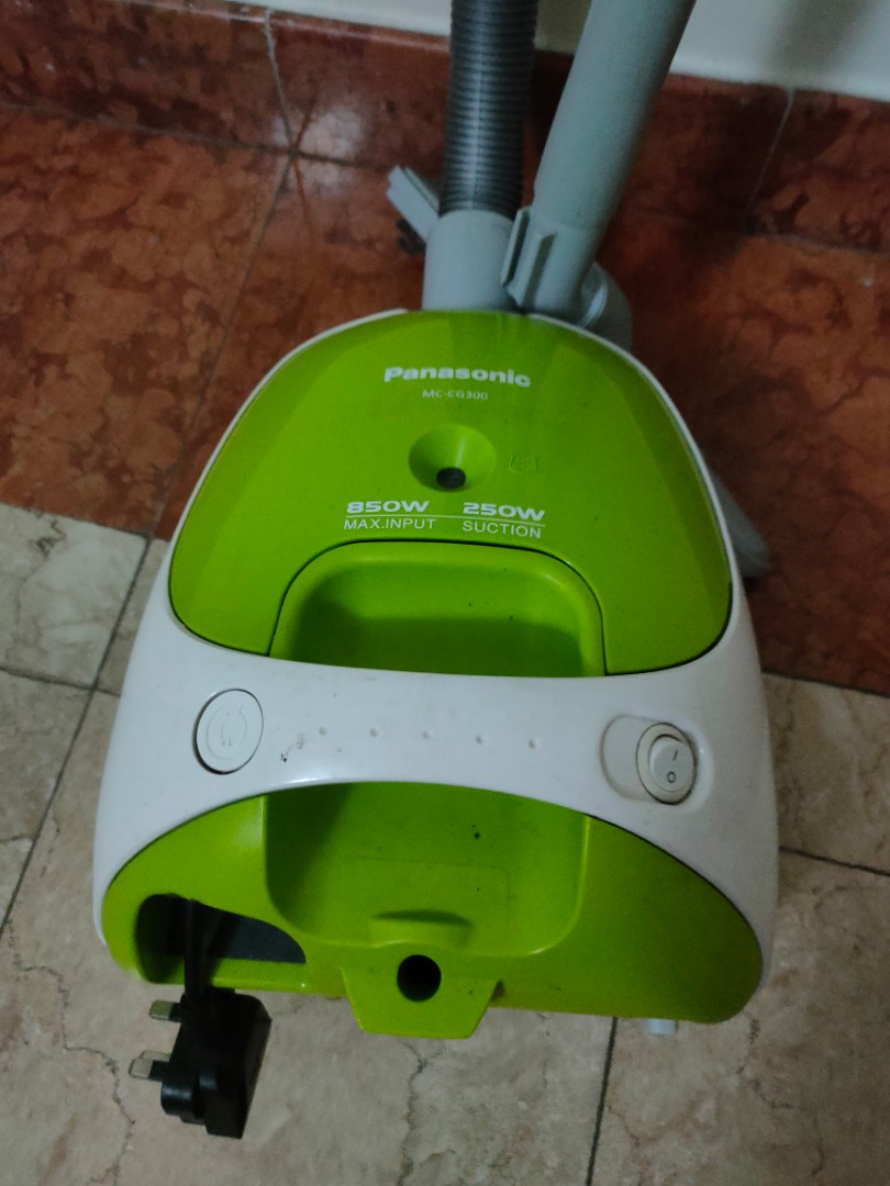 Panasonic Vacuum Cleaner MCCG300 Cocolo (Lime Green), Furniture & Home