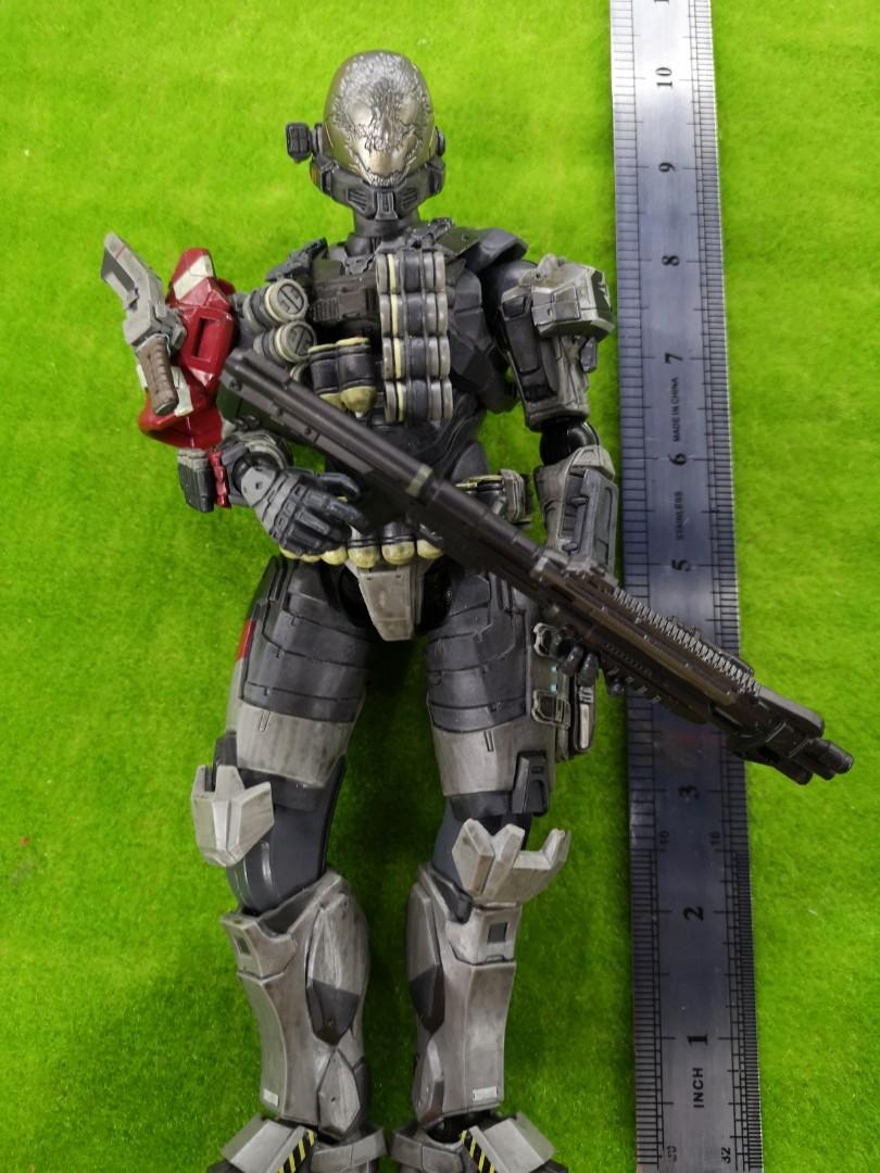Play arts kai deals war machine bootleg