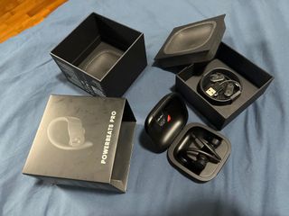 (Category: ) located in . Submitted by hellosubmarine (Listing ID 1128715428, Image 1). Description: .