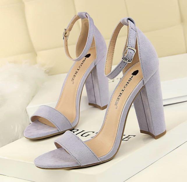 Purple heels, Fesyen Wanita, Sepatu di 