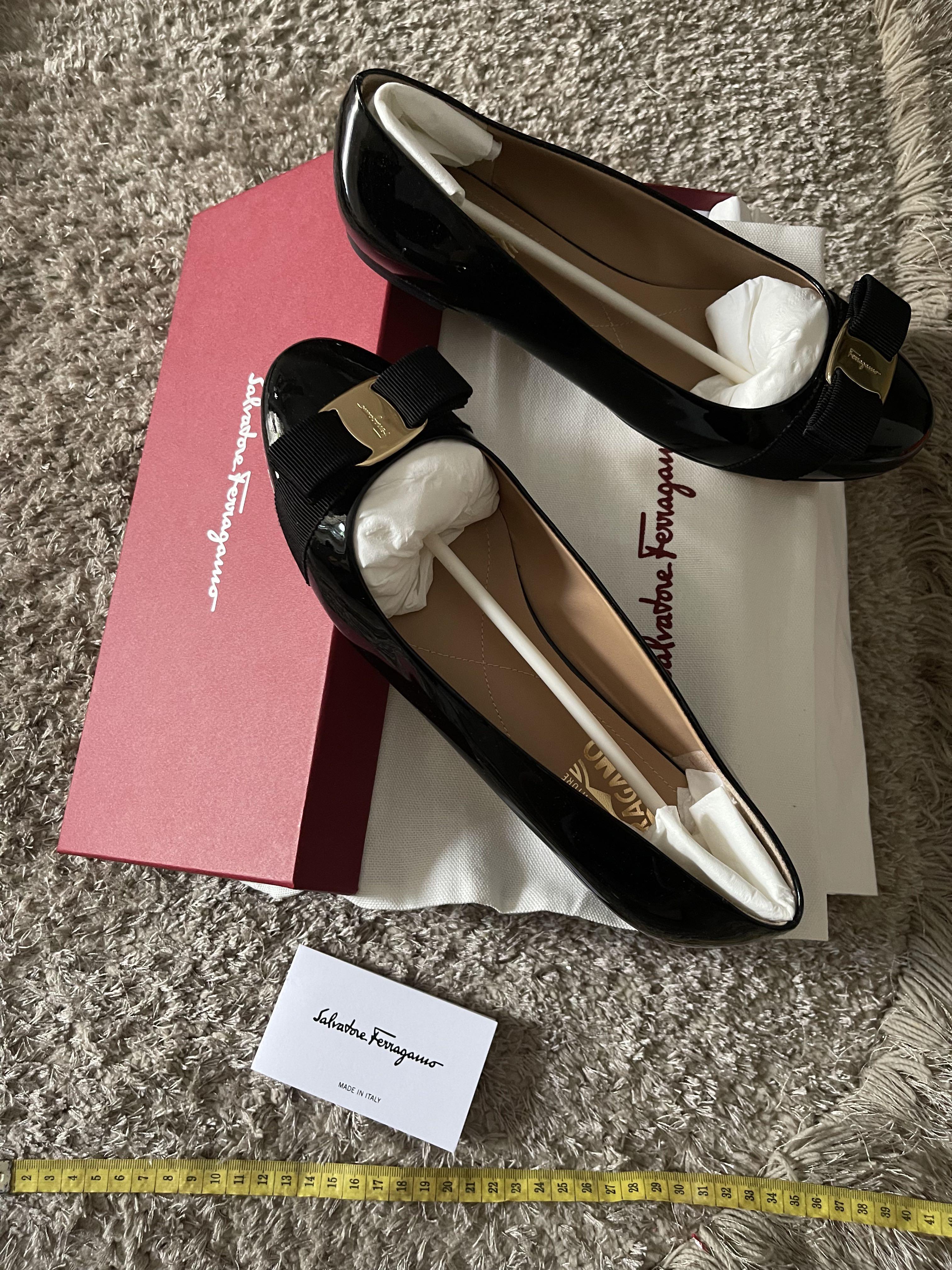 Salvatore ferragamo flat shoes balete shoes varina best seller black calf skin patent leather mewah laku laris new sz banyak authentic