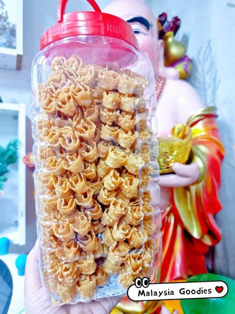 Sesame Cracker, Food & Drinks, Homemade Bakes on Carousell