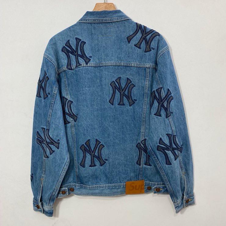 Supreme 21FW New York Yankees Denim Trucker Jacket S-XL, 男裝