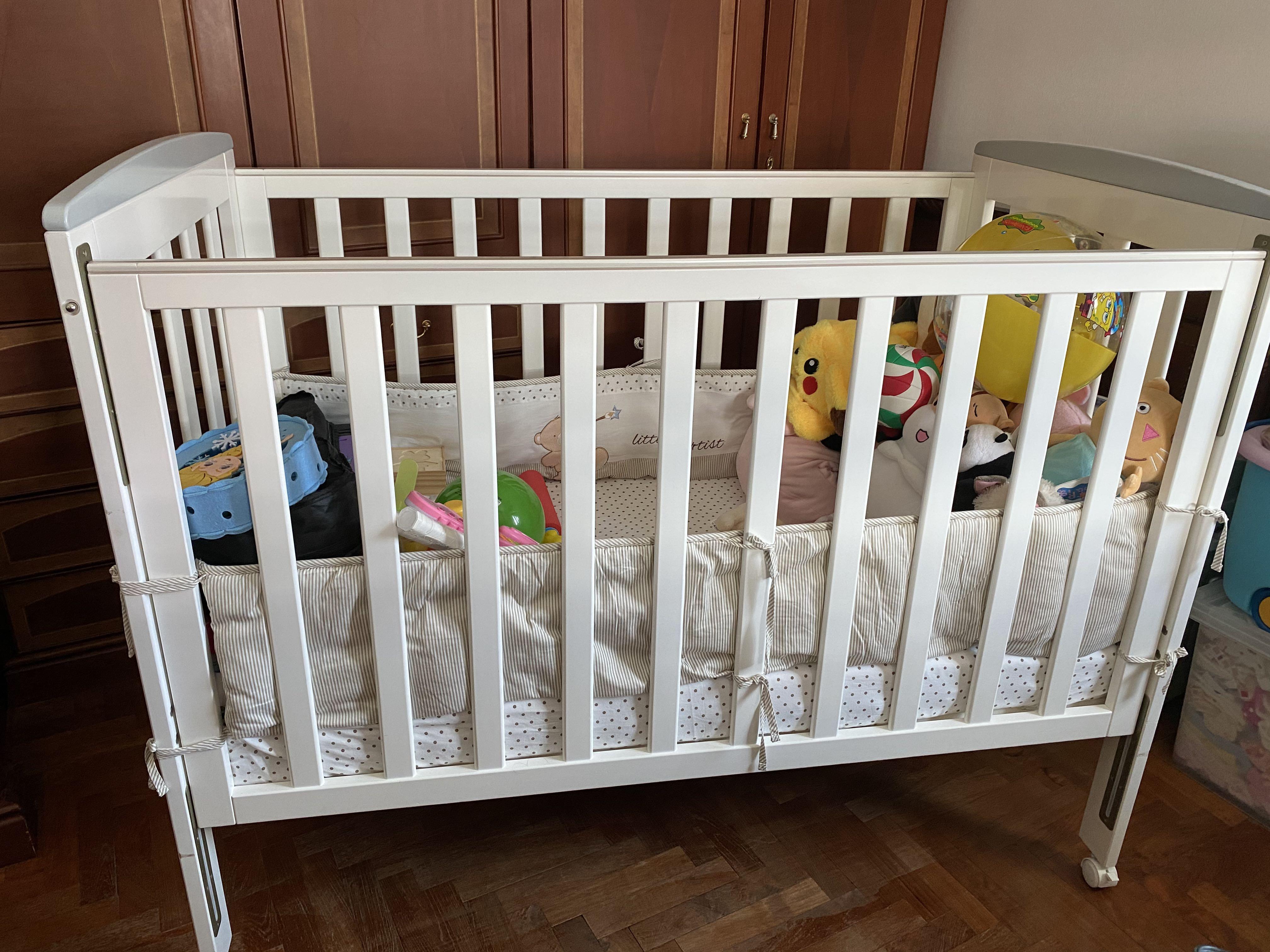 Sussex universal cot bed store