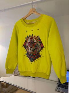 【全新】獅子印花刷毛大學T