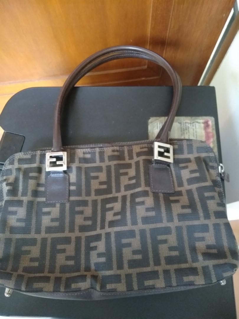 Tas branded online fendi original