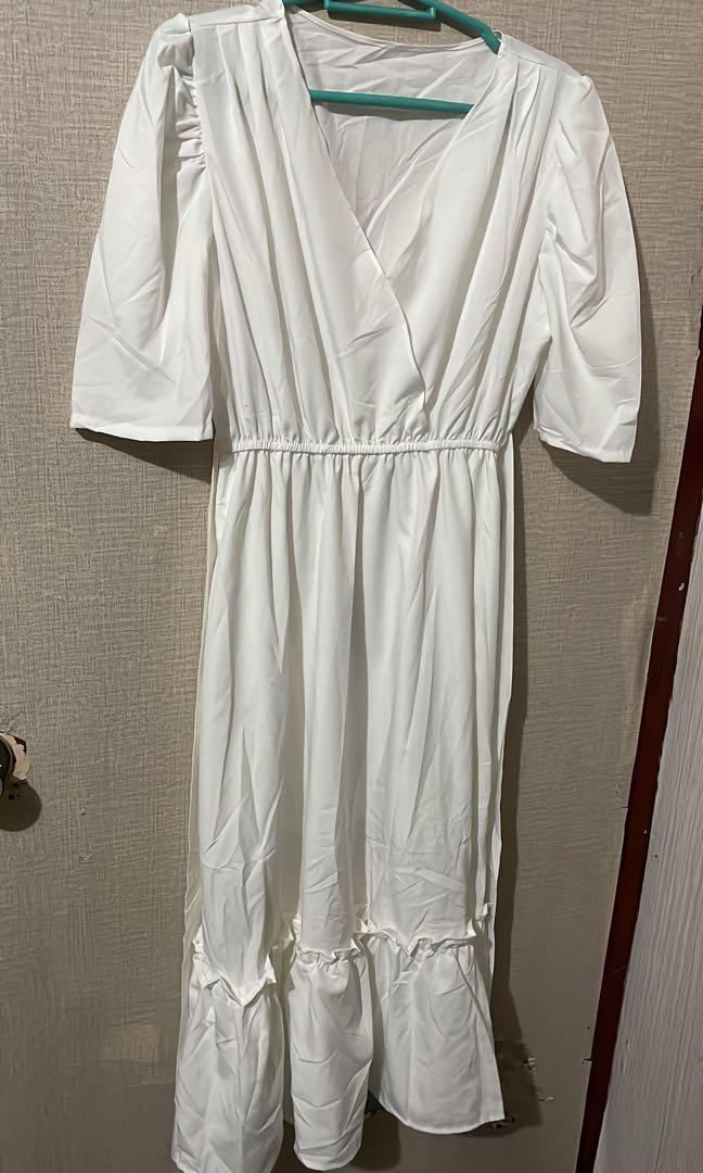 Thyra Bangkok white dress (Category: Dresses) located in Paranaque City. Submitted by jayceetrends (Listing ID 1128707523, Image 1). Description: Unused.