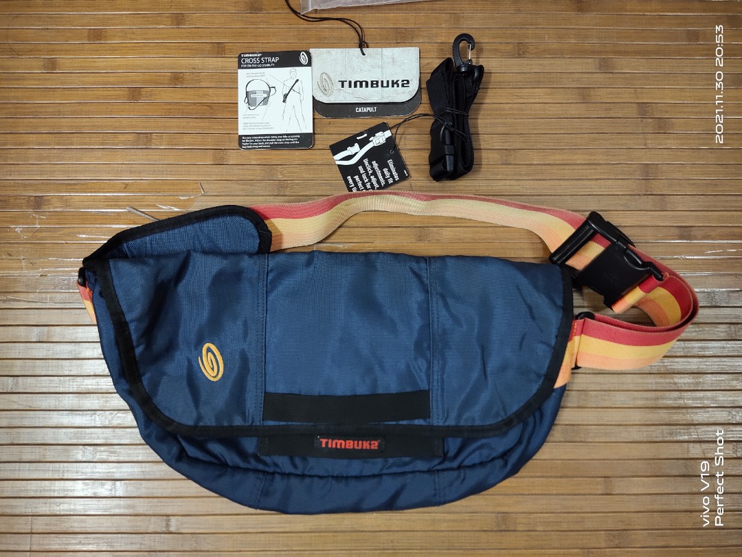 Catapult sling top bag