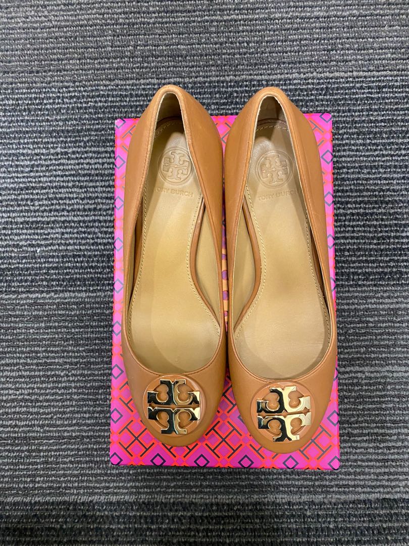 tory burch pump shoes