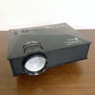 UNIC UC46 Mini Portable LED Projector