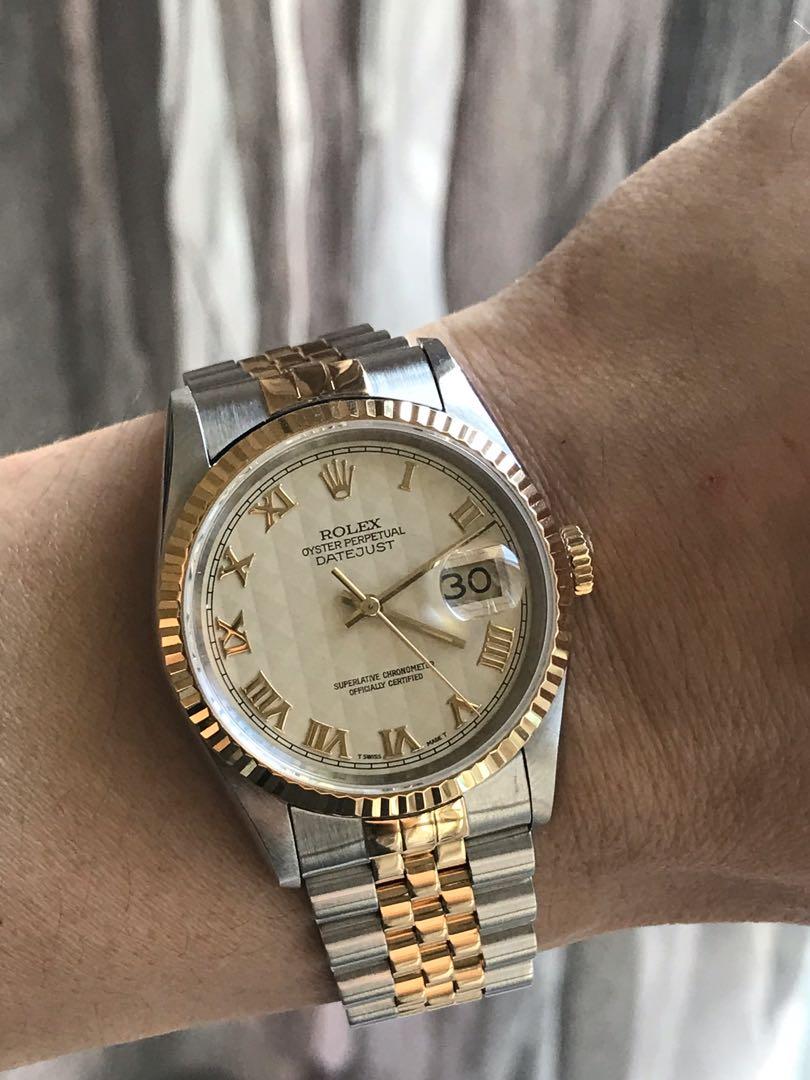 Pyramid discount dial rolex