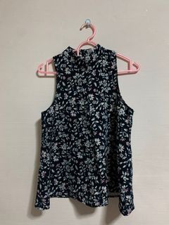 (Category: ) located in . Submitted by humble_wardrobe (Listing ID 1123589197, Image 1). Description: .