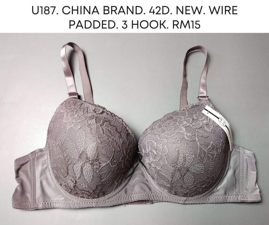 BRA 42D, Women's Fashion, New Undergarments & Loungewear on Carousell