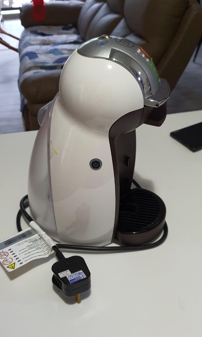 Dolce Gusto Krups Automatic coffee machine, TV & Home Appliances