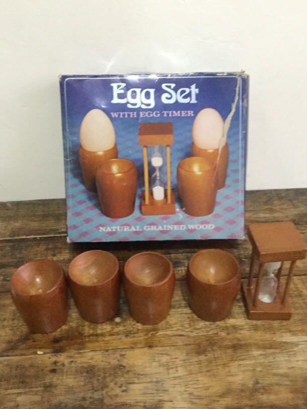 Egg Set with Egg Timer (Category: Other Kitchenware & Tableware) located in Quezon City. Submitted by atine.cstll (Listing ID 1123618858, Image 1). Description: .