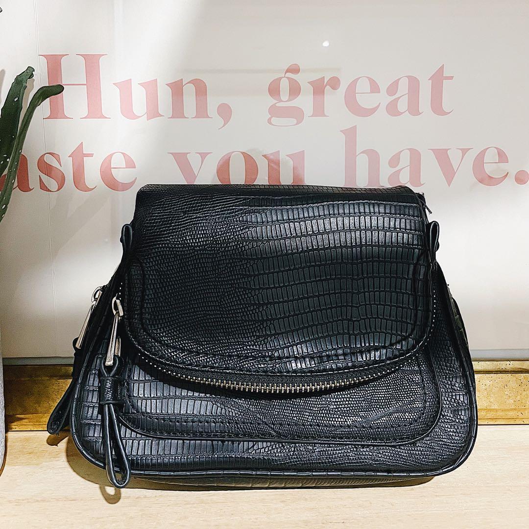 F21 Black Biker Chic Cross Body Sling Bag Strap Non Detachable No Trade Women s Fashion Bags Wallets Cross body Bags on Carousell