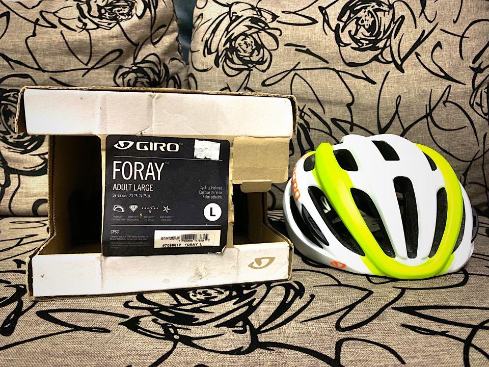 Giro store foray l