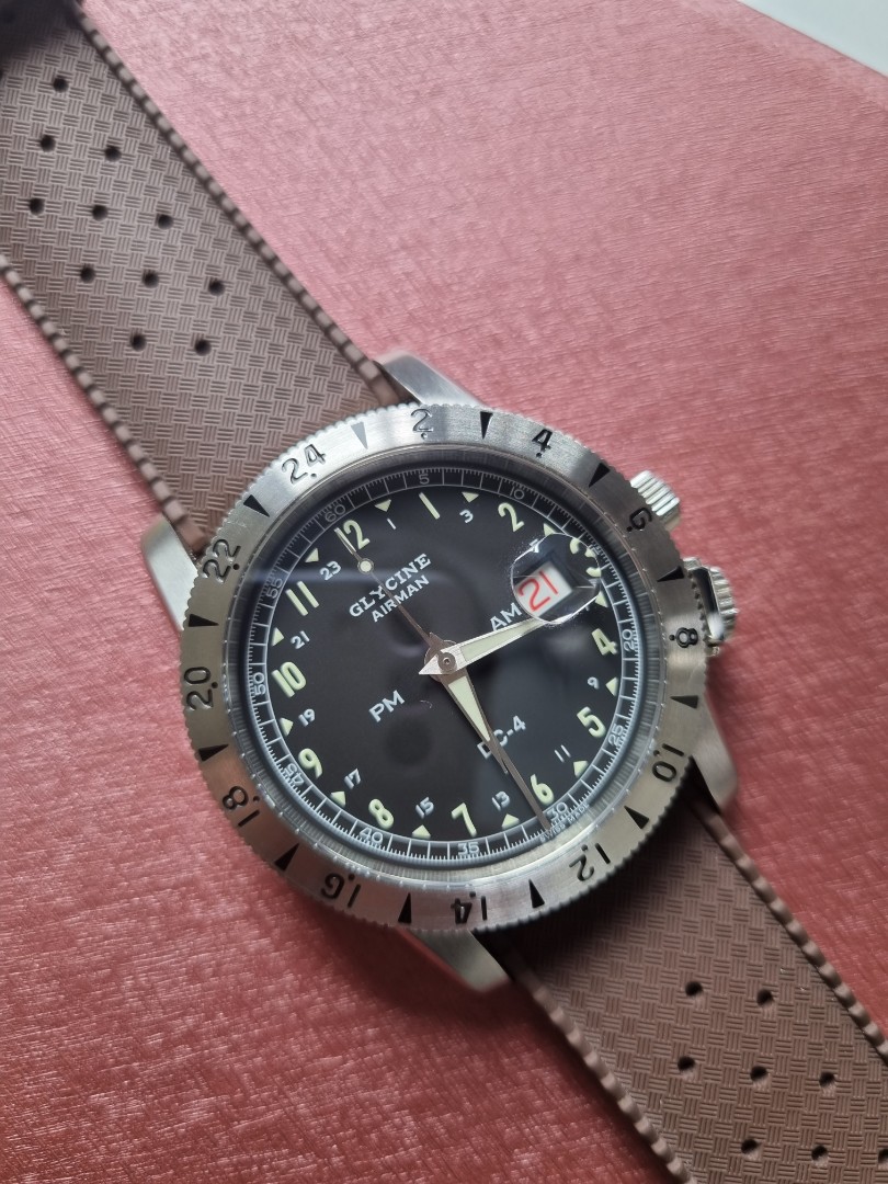 Glycine airman 2024 dc4 gmt