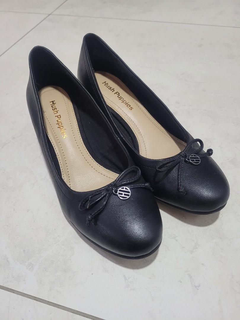 Hush Puppies Wedges Size 39, Women's Footwear, on Carousell
