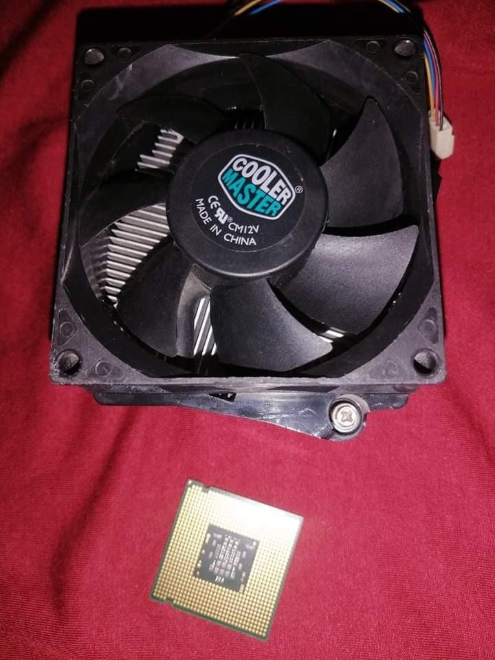 Intel PENTIUM DUAL CORE E2200 (MALAY) with heatsink, Computers & Tech