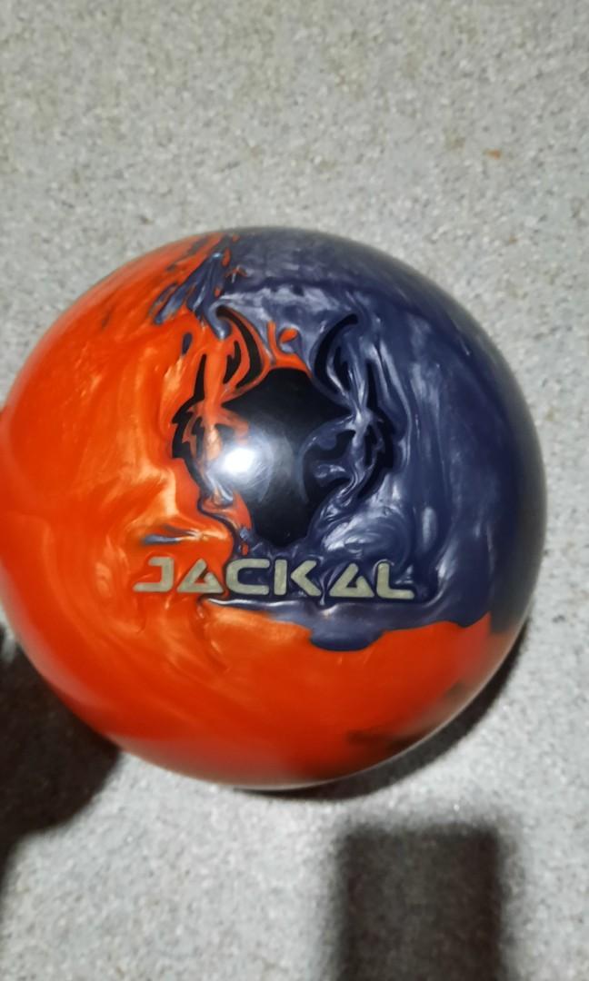 Jackal flash bowling ball, Sports Equipment, Sports & Games, Billiards & Bowling on Carousell