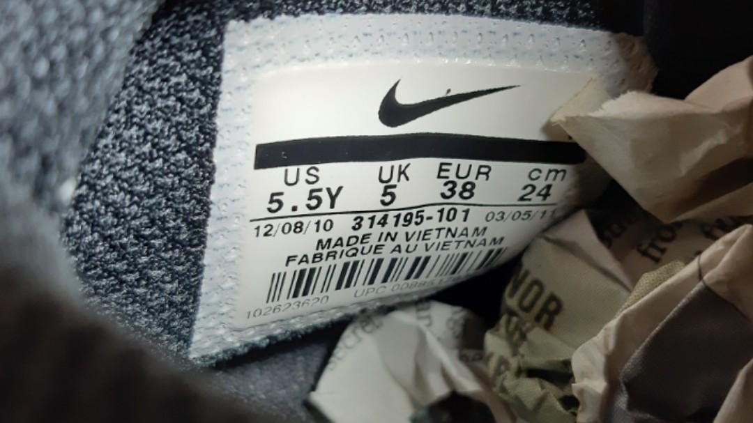 Nike store aeon nilai