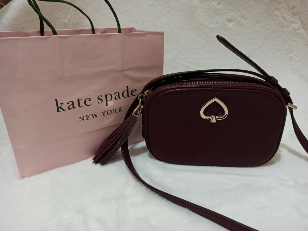Kate spade kourtney camera bag (Category: Cross-body Bags) located in Pasig City. Submitted by mucho06 (Listing ID 1123712428, Image 1). Description: .