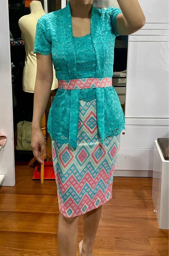 Dress kutu baru modern hotsell
