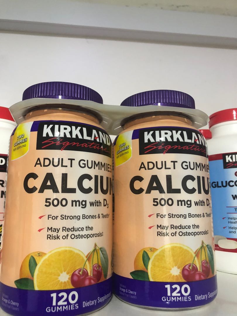 Kirkland Signature Calcium 500 mg with D3, 240 Adult Gummies Expiry07/23, Health & Nutrition