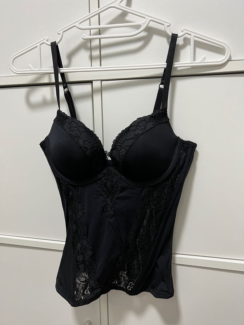 NEW La Senza Bra Corset Lace Slit Black size L, Women's Fashion, New  Undergarments & Loungewear on Carousell