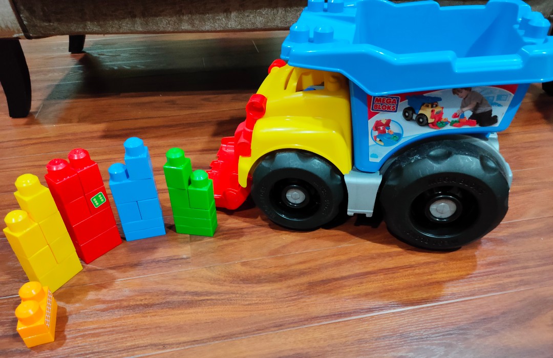 Mega bloks transforming dump truck top