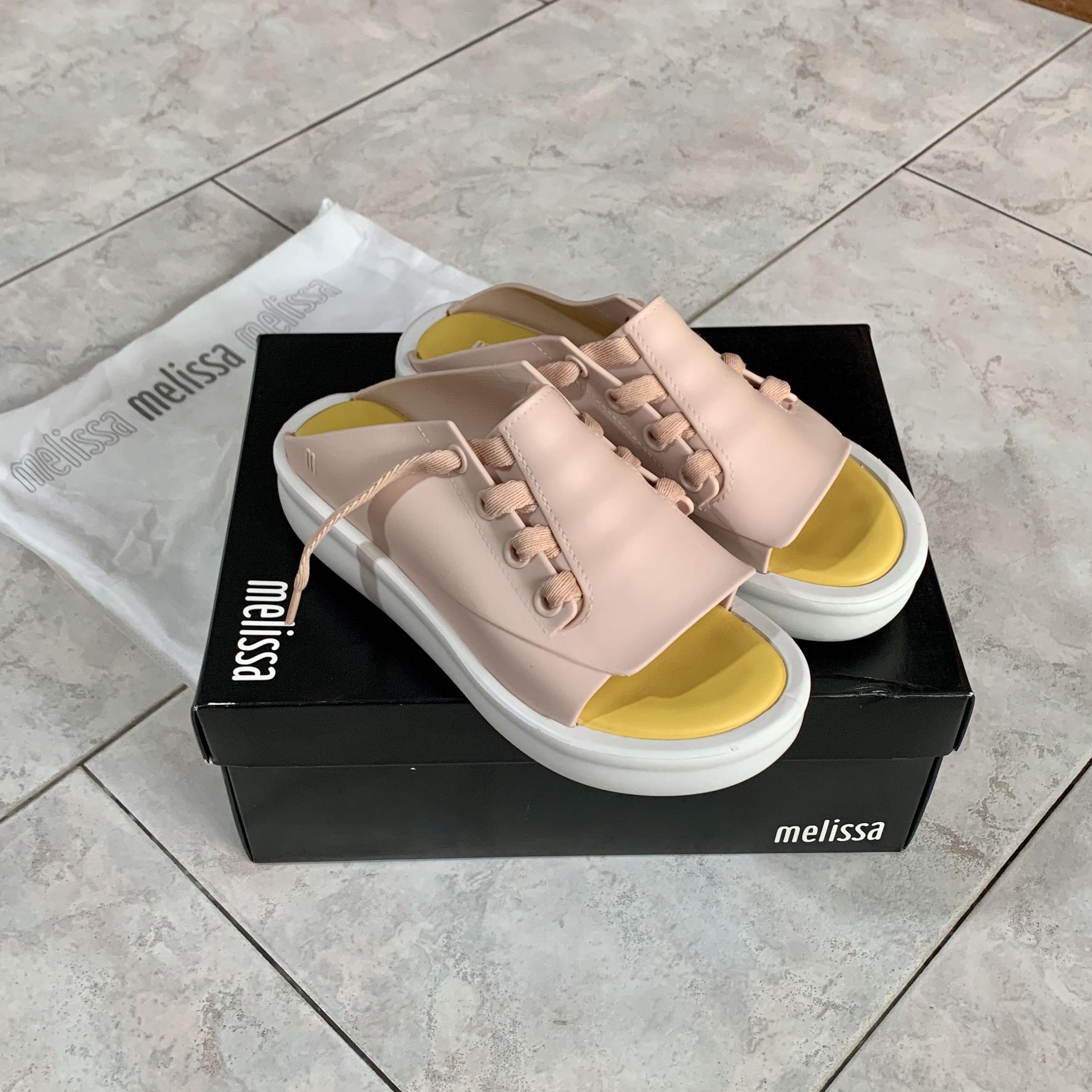 Ulitsa platform on sale