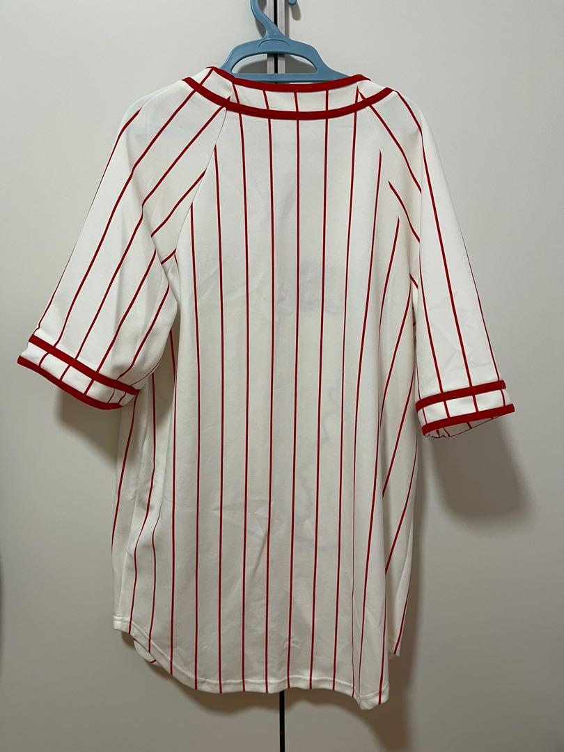 MOSCHINO TV H M JERSEY Luxury Apparel on Carousell