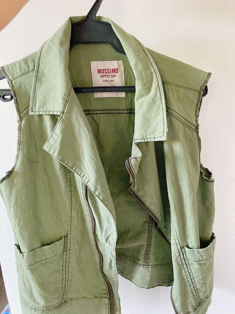 mossimo vest