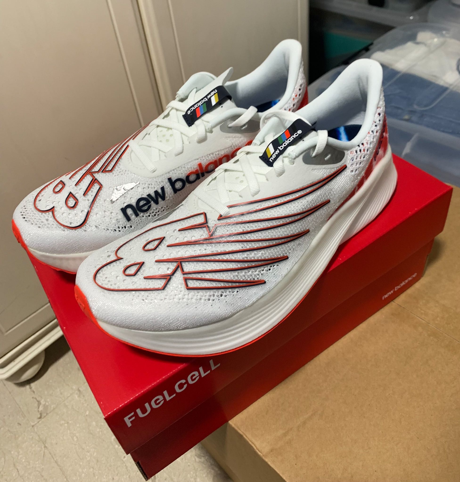 New Balance Fuelcell RC Elite V2 shoes, Men's Fashion, Footwear, Sneakers  on Carousell